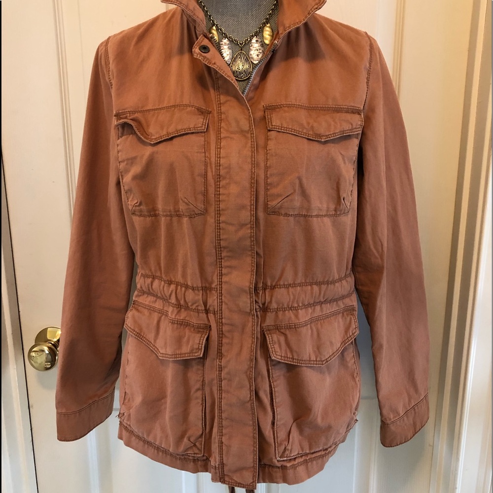 100% cotton jacket, zipper, snaps. drawstring rst